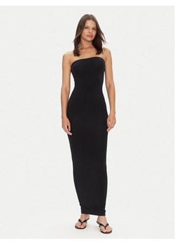 Wolford Sukienka letnia Fatal 50795 Czarny Slim Fit ze sklepu MODIVO w kategorii Sukienki - zdjęcie 181165619