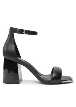 DKNY Sandały Scarla K3407532 Czarny ze sklepu MODIVO w kategorii Sandały damskie - zdjęcie 181168658