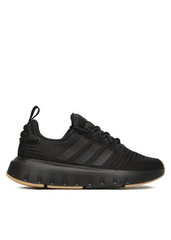 adidas Sneakersy Swift Run IG4704 Czarny ze sklepu MODIVO w kategorii Buty sportowe męskie - zdjęcie 181168737