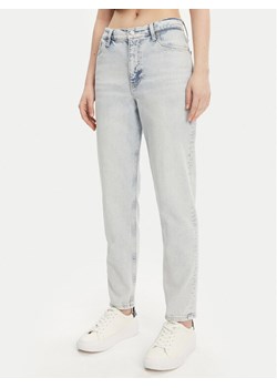 Calvin Klein Jeans Jeansy J20J225139 Niebieski Mom Fit ze sklepu MODIVO w kategorii Jeansy damskie - zdjęcie 181169029