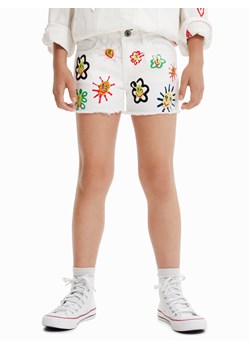 Desigual Szorty jeansowe 23SGDD07 Biały Regular Fit ze sklepu MODIVO w kategorii Spodenki dziewczęce - zdjęcie 181169237