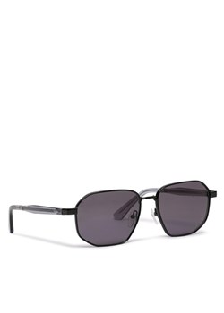 Calvin Klein Okulary przeciwsłoneczne CK23102S Czarny ze sklepu MODIVO w kategorii Okulary przeciwsłoneczne męskie - zdjęcie 181169465
