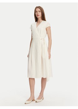 TWINSET Sukienka letnia 251TT2072 Écru Loose Fit ze sklepu MODIVO w kategorii Sukienki - zdjęcie 181171105
