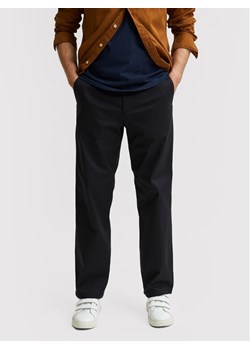 Selected Homme Chinosy Salford 16080159 Czarny Loose Fit ze sklepu MODIVO w kategorii Spodnie męskie - zdjęcie 181171228
