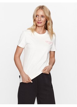 Puma T-Shirt Puma Team Graphic 621437 Écru Regular Fit - id: 0000302589883 - marki Puma - 181171276 Puma T-Shirt Puma Team Graphic 621437 Écru Regular Fit ze sklepu MODIVO w kategorii Bluzki damskie - zdjęcie 181171276