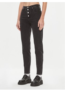 Calvin Klein Jeans Jeansy J20J222150 Czarny Mom Fit ze sklepu MODIVO w kategorii Jeansy damskie - zdjęcie 181172377