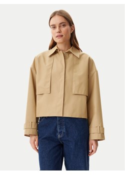 Calvin Klein Kurtka przejściowa K20K208379 Beżowy Relaxed Fit ze sklepu MODIVO w kategorii Kurtki damskie - zdjęcie 181172918