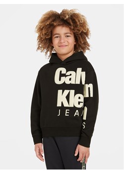 Calvin Klein Jeans Bluza Blown Up Logo IB0IB01860 Czarny Regular Fit ze sklepu MODIVO w kategorii Bluzy chłopięce - zdjęcie 181172986