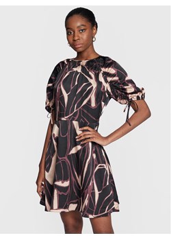 Ted Baker Sukienka codzienna Gilliaaa 267045 Kolorowy Regular Fit ze sklepu MODIVO w kategorii Sukienki - zdjęcie 181173236
