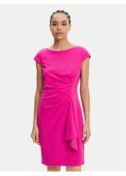 DKNY Sukienka koktajlowa DD5AC20B Różowy Slim Fit ze sklepu MODIVO w kategorii Sukienki - zdjęcie 181174679