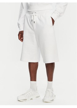 Dolce&Gabbana Szorty sportowe GVUZAT G7NTZ Biały Regular Fit ze sklepu MODIVO w kategorii Spodenki męskie - zdjęcie 181175627