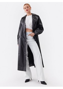 Calvin Klein Jeans Płaszcz przejściowy J20J221389 Czarny Relaxed Fit ze sklepu MODIVO w kategorii Płaszcze damskie - zdjęcie 181176039