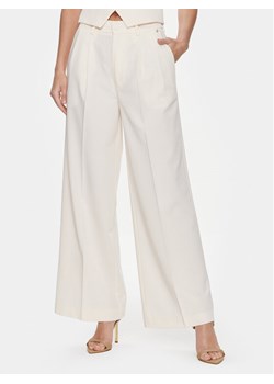 Rinascimento Spodnie materiałowe CFC0117480003 Écru Wide Leg ze sklepu MODIVO w kategorii Spodnie damskie - zdjęcie 181176957