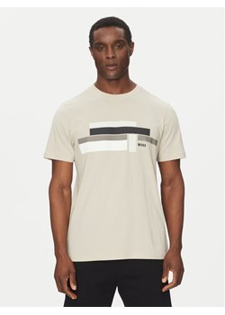 BOSS T-Shirt Glamping 50538923 Beżowy Relaxed Fit ze sklepu MODIVO w kategorii T-shirty męskie - zdjęcie 181177837