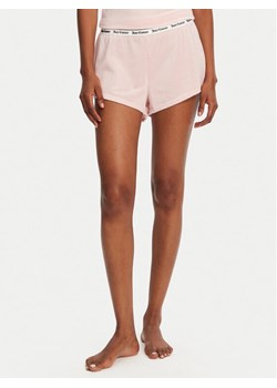 Juicy Couture Szorty piżamowe Austyn JCLHS125502 Różowy Regular Fit ze sklepu MODIVO w kategorii Piżamy damskie - zdjęcie 181178516