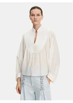 Munthe Bluzka Frantz 251100525130 Écru Loose Fit - id: 0000304892776 - marki Munthe - 181180078 Munthe Bluzka Frantz 251100525130 Écru Loose Fit ze sklepu MODIVO w kategorii Bluzki damskie - zdjęcie 181180078