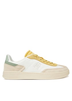 Tommy Hilfiger Sneakersy Th Heritage Sneaker FW0FW08643 Biały ze sklepu MODIVO w kategorii Buty sportowe damskie - zdjęcie 181180548