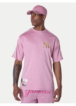 New Era T-Shirt New York Yankees MLB Floral 60596338 Różowy Regular Fit ze sklepu MODIVO w kategorii T-shirty męskie - zdjęcie 181180846