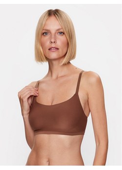Chantelle Biustonosz top Soft Stretch C16A20 Brązowy ze sklepu MODIVO w kategorii Biustonosze - zdjęcie 181181555