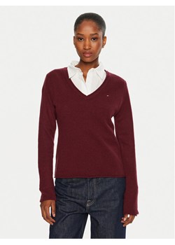 Tommy Hilfiger Sweter WW0WW43505 Bordowy Regular Fit ze sklepu MODIVO w kategorii Swetry damskie - zdjęcie 181181678