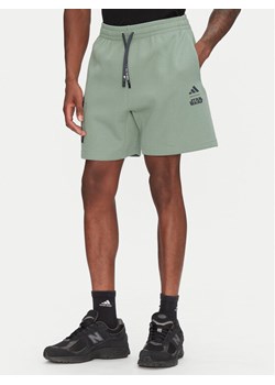 adidas Szorty sportowe Star Wars The Mandalorian™ JI5722 Zielony Regular Fit ze sklepu MODIVO w kategorii Spodenki męskie - zdjęcie 181181899