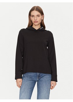 Calvin Klein Jeans Bluza J20J224722 Czarny Regular Fit ze sklepu MODIVO w kategorii Bluzy damskie - zdjęcie 181181966