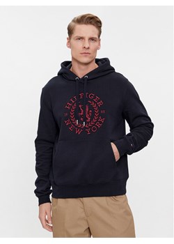 Tommy Hilfiger Bluza Big Icon MW0MW33650 Granatowy Regular Fit ze sklepu MODIVO w kategorii Bluzy męskie - zdjęcie 181182545