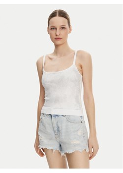 Guess Top W5GR47 Z3MN2 Biały Regular Fit ze sklepu MODIVO w kategorii Bluzki damskie - zdjęcie 181183117