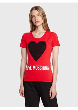 LOVE MOSCHINO T-Shirt W4H1932E 1951 Czerwony Slim Fit ze sklepu MODIVO w kategorii Bluzki damskie - zdjęcie 181183496
