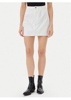 Calvin Klein Jeans Spódnica jeansowa J20J225194 Biały Regular Fit ze sklepu MODIVO w kategorii Spódnice - zdjęcie 181184317