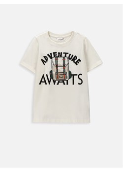 Coccodrillo T-Shirt WC4143202NAK Écru Regular Fit ze sklepu MODIVO w kategorii T-shirty chłopięce - zdjęcie 181184899