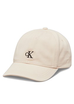 Calvin Klein Jeans Czapka z daszkiem IU0IU00150 Beżowy ze sklepu MODIVO w kategorii Czapki dziecięce - zdjęcie 181184939