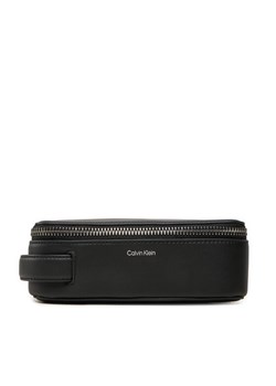 Calvin Klein Kosmetyczka Ck Sleek Washbag W/Hanger K50K512803 Czarny ze sklepu MODIVO w kategorii Kosmetyczki - zdjęcie 181185599