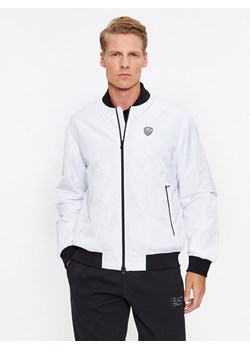 EA7 Emporio Armani Kurtka bomber 8NPB12 PN7LZ 1100 Biały Regular Fit ze sklepu MODIVO w kategorii Kurtki męskie - zdjęcie 181185919