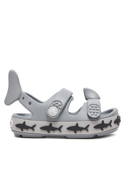 Crocs Sandały Crocband Cruiser Shark Sandal T 210031 Szary ze sklepu MODIVO w kategorii Sandały dziecięce - zdjęcie 181186135