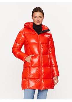 Save The Duck Kurtka zimowa D45650W-LUCK17 Czerwony Regular Fit ze sklepu MODIVO w kategorii Kurtki damskie - zdjęcie 181186359