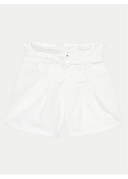 United Colors Of Benetton Szorty materiałowe 4BE7C902D Biały Relaxed Fit ze sklepu MODIVO w kategorii Spodenki dziewczęce - zdjęcie 181187149