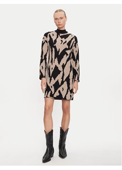 Vero Moda Sukienka dzianinowa Gold New Art 10311362 Beżowy Loose Fit ze sklepu MODIVO w kategorii Sukienki - zdjęcie 181187616