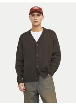 Jack&Jones Kardigan Frederiksberg 12262048 Brązowy Regular Fit - id: 0000304516825 - marki Jack & Jones - 181188928 Jack&Jones Kardigan Frederiksberg 12262048 Brązowy Regular Fit ze sklepu MODIVO w kategorii Swetry męskie - zdjęcie 181188928