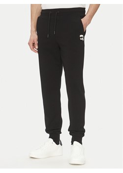 KARL LAGERFELD Spodnie dresowe 705713 500900 Czarny Regular Fit - id: 0000305124036 - marki Karl Lagerfeld - 181188975 KARL LAGERFELD Spodnie dresowe 705713 500900 Czarny Regular Fit ze sklepu MODIVO w kategorii Spodnie męskie - zdjęcie 181188975
