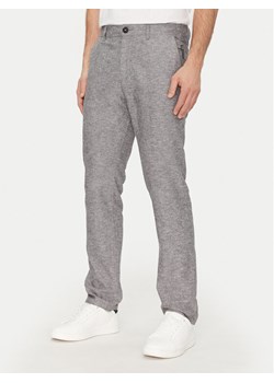 Tom Tailor Chinosy 1044713 Szary Relaxed Fit ze sklepu MODIVO w kategorii Spodnie męskie - zdjęcie 181190116