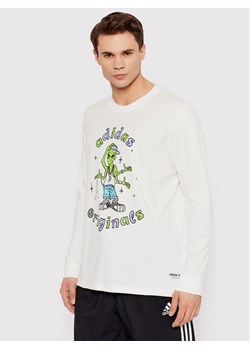 adidas Longsleeve Stoked Alien HC7142 Biały Regular Fit ze sklepu MODIVO w kategorii T-shirty męskie - zdjęcie 181190979