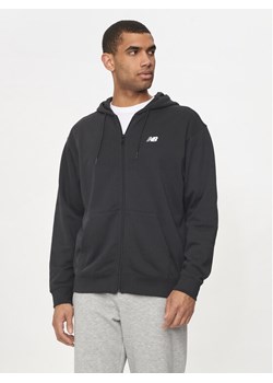 New Balance Bluza Essentials MJ41501 Czarny Regular Fit ze sklepu MODIVO w kategorii Bluzy męskie - zdjęcie 181191089