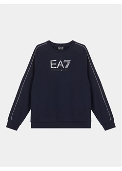 EA7 Emporio Armani Bluza 6RBM57 BJEXZ 1554 Granatowy Regular Fit ze sklepu MODIVO w kategorii Bluzy chłopięce - zdjęcie 181191298