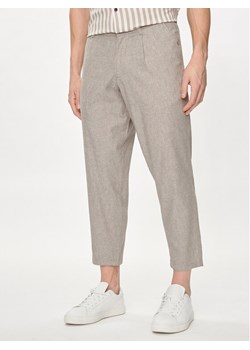 Jack&Jones Spodnie materiałowe Bill 12248993 Szary Regular Fit ze sklepu MODIVO w kategorii Spodnie męskie - zdjęcie 181191589