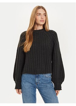 Wrangler Sweter 112356480 Czarny Relaxed Fit ze sklepu MODIVO w kategorii Swetry damskie - zdjęcie 181191877