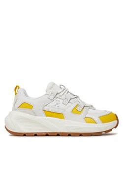 Tommy Hilfiger Sneakersy Th Premium Runner Mix FW0FW07651 Biały ze sklepu MODIVO w kategorii Buty sportowe damskie - zdjęcie 181192297