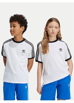 adidas T-Shirt 3-Stripes JE0515 Biały Regular Fit ze sklepu MODIVO w kategorii Bluzki dziewczęce - zdjęcie 181192987