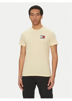 Tommy Jeans T-Shirt Essential DM0DM20740 Żółty Slim Fit ze sklepu MODIVO w kategorii T-shirty męskie - zdjęcie 181193875