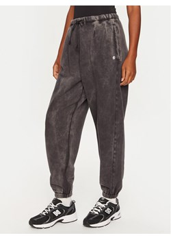 Deha Spodnie dresowe C12165 Czarny Loose Fit ze sklepu MODIVO w kategorii Spodnie damskie - zdjęcie 181193969